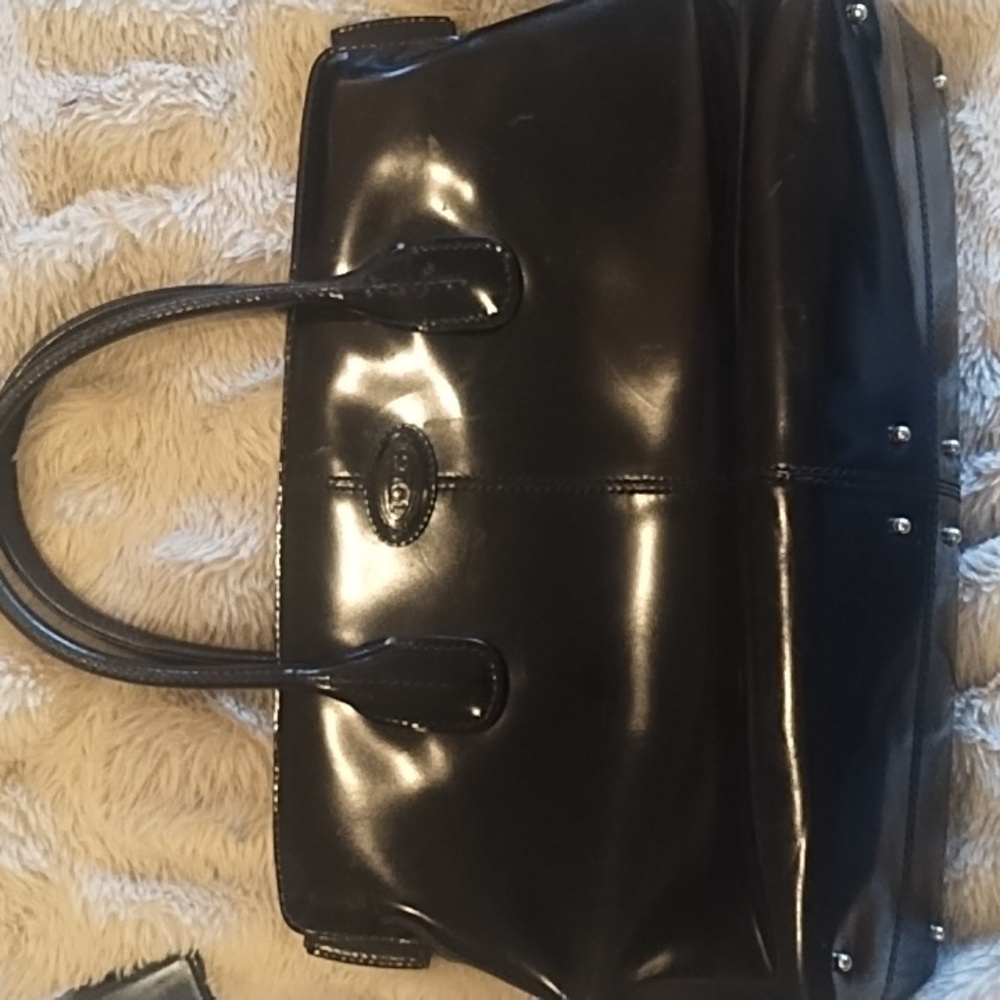 NWOT Tods Handbag Gorgeous Black Leather